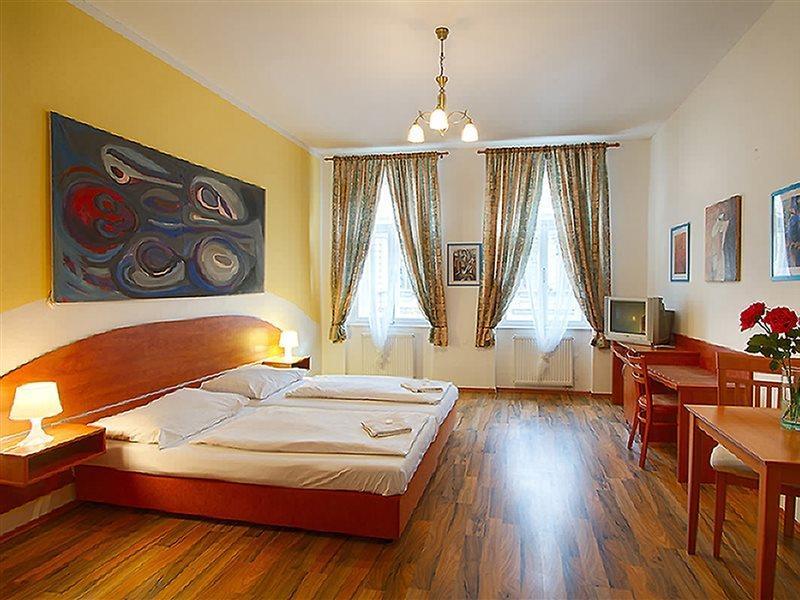 Apartment Amandment Prag Exteriör bild