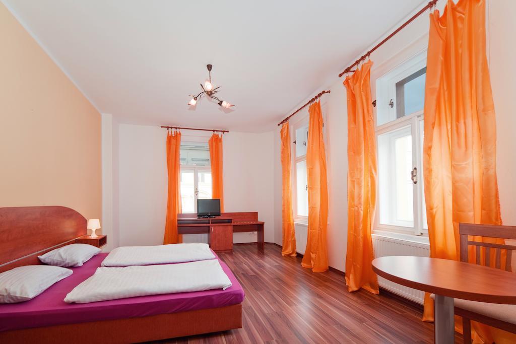 Apartment Amandment Prag Exteriör bild