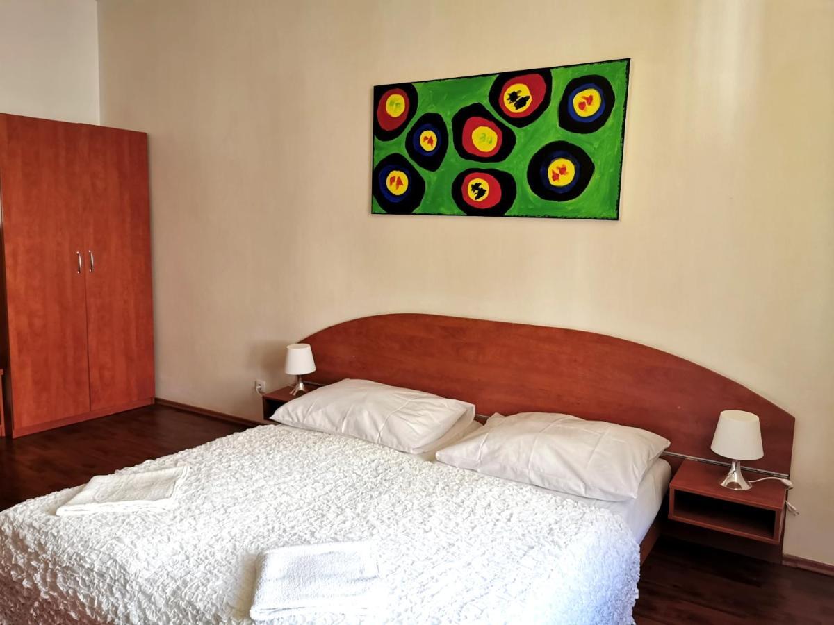 Apartment Amandment Prag Exteriör bild