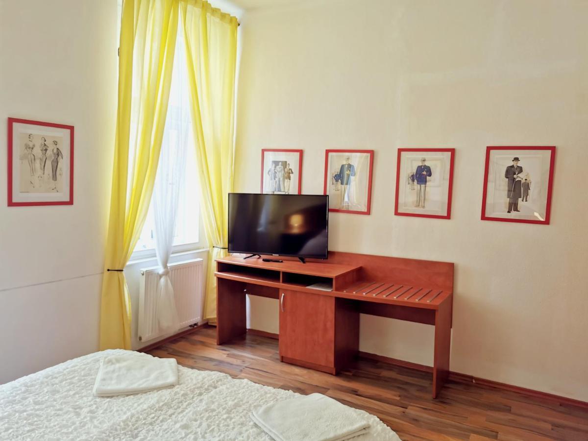 Apartment Amandment Prag Exteriör bild