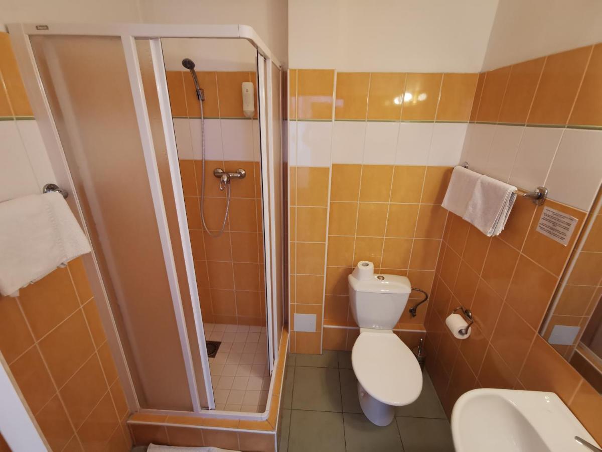 Apartment Amandment Prag Exteriör bild