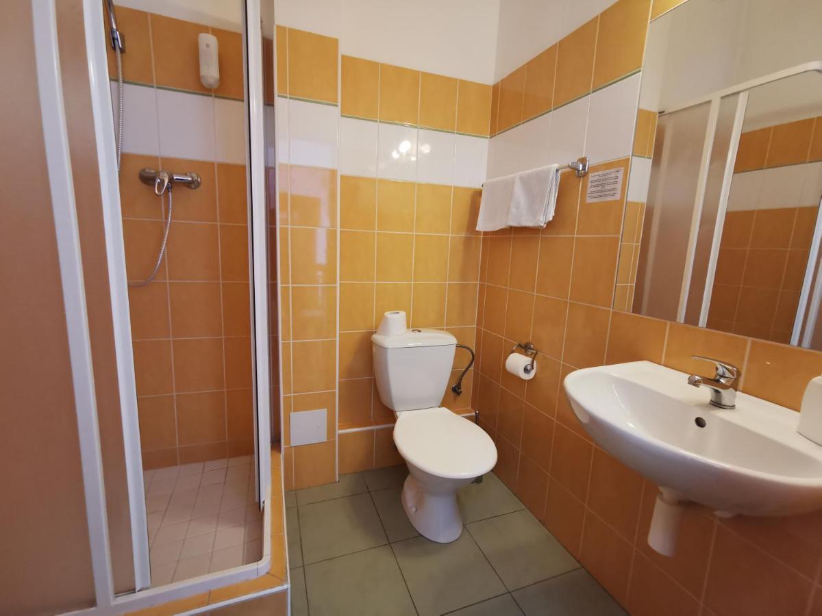 Apartment Amandment Prag Exteriör bild